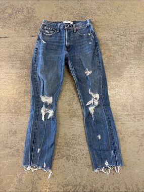 Abercrombie & Fitch High Rise Distressed Mom Jeans